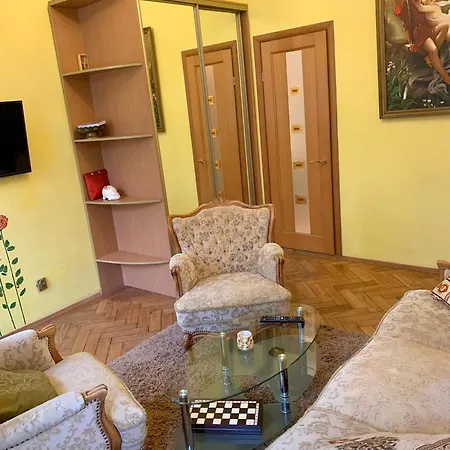 уютная квартирка в центре * Lviv